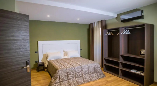Полулюкс Hotel Europa Art Caserta