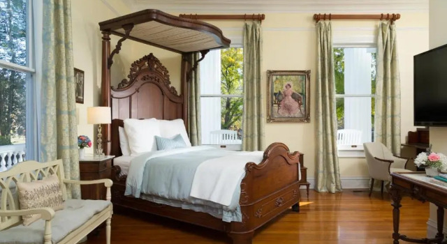 Полулюкс The Twelve Oaks Bed & Breakfast