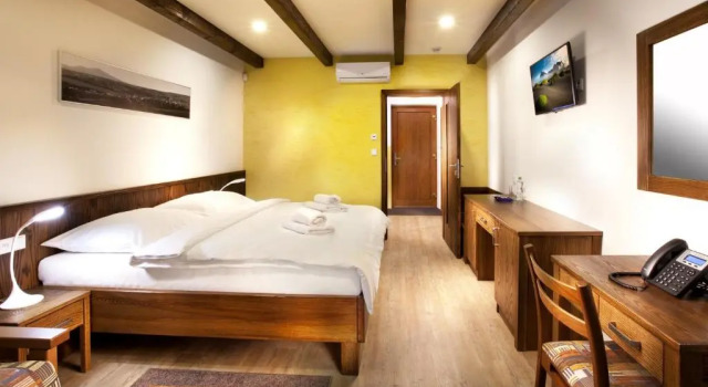 Люкс с красивым видом из окна Hotel Kraví Hora