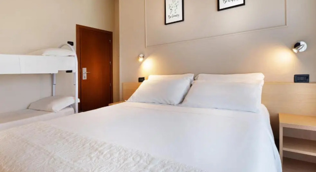 Номер Comfort Hotel Constellation