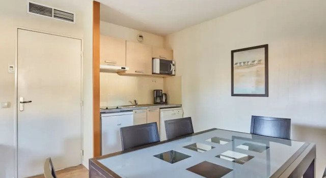 Апартаменты с 2 комнатами с балконом Apparthôtel Odalys City - Antibes Olympe