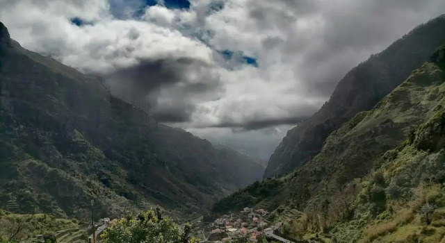 Коттедж Green Valley House Madeira
