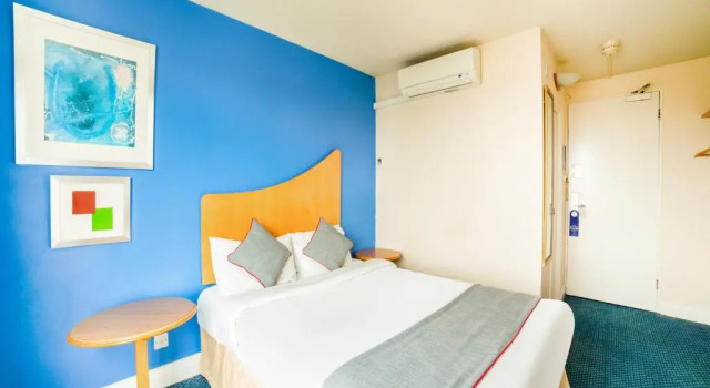 Номер Standard OYO The Chiltern Hotel