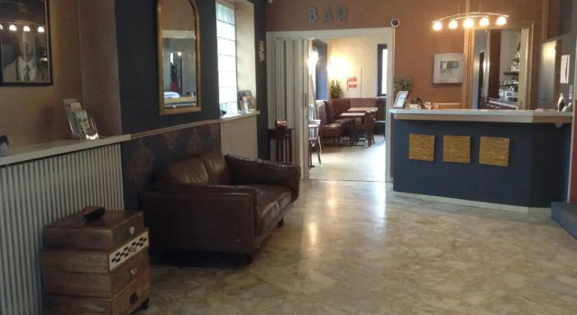 Logis Hôtel AMBROISE, Varaa Hotelli Uzerche Correze