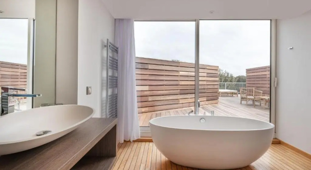 Полулюкс Hôtel & Spa Le Grand Large