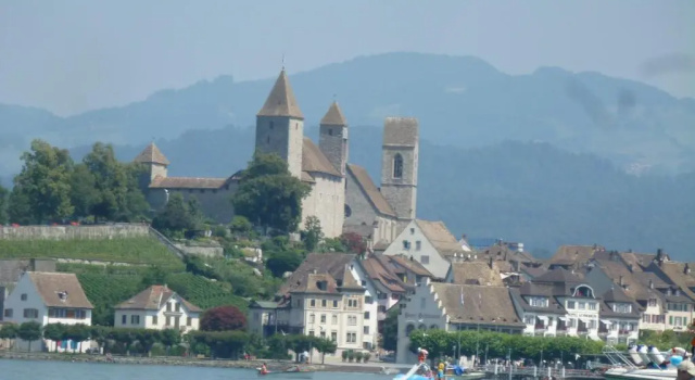 Апартаменты Ferienwohnung Rapperswil