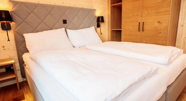 Luxury Chalet in Ennsling near Schladming with Private Spa, Book Chalet Villaer i Liezen, Villa