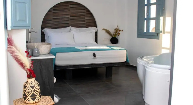 BlackStone Luxury Suites