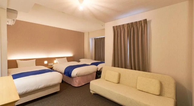 Семейный номер Standard Hotel Meriken Port Kobe Motomachi