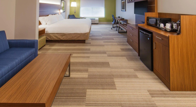 Люкс Holiday Inn Express Gatlinburg Downtown by IHG