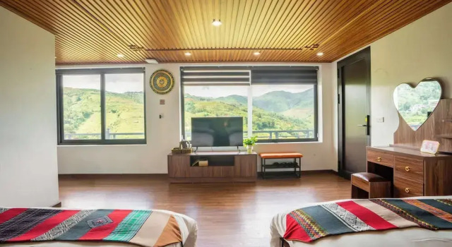 Номер Deluxe с красивым видом из окна JK Sapa Homestay & Swimming Pool
