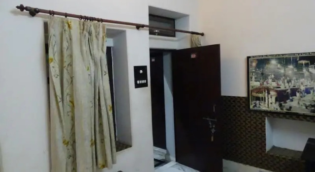 Номер Economy Teerth Guest House