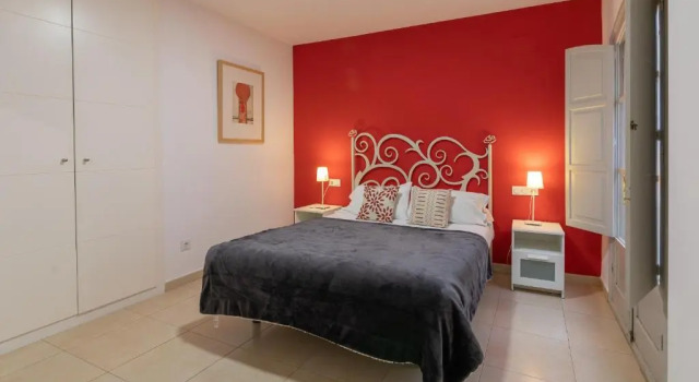 Апартаменты Reservaloen Plaza del Salvador