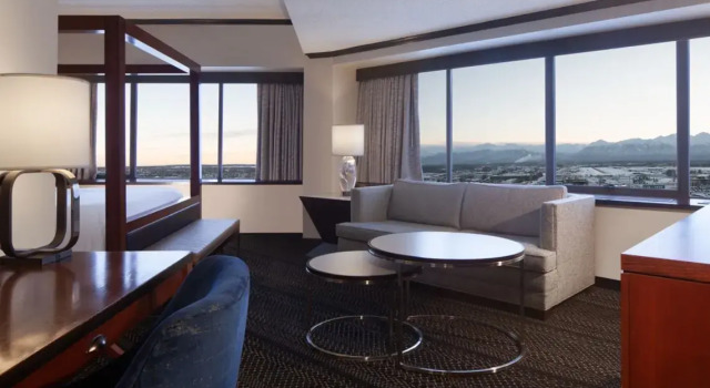 Клубный полулюкс Sheraton Anchorage Hotel