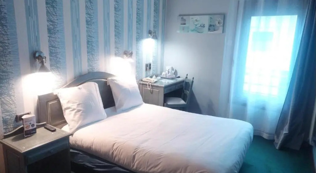 Двухместный номер Standard Contact Hôtel Des Deux Moulins Limoges, Proche de la gare