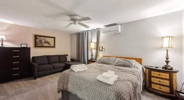 Tannery 64h - Family Retreat With Modern Comforts 3 Bedroom Townhouse by The Summit at Gore Mountain, Забронировать Дом для отпуска Виллы Норт-Крик, рядом с Парк Норт-Крик-Ски-Боул-Таун, Вилла