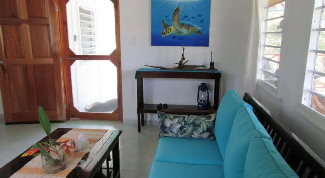 Коттедж с 3 комнатами Maya Hill Lodge