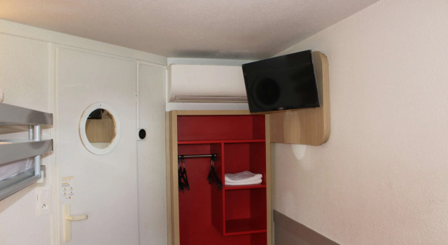 Двухместный номер Standard Premiere Classe St Quentin en Yvelines Elancourt