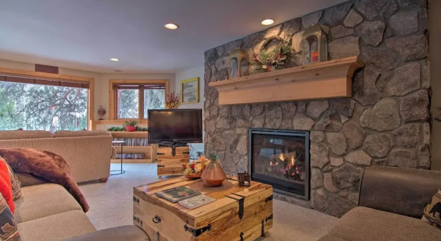 Fall River Hideaway in Estes - 3 Mi to Nat'l Park!