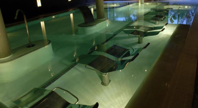 Четырёхместный семейный номер Standard Hotel Real Balneario Carlos III
