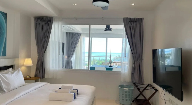 A26 - 2 Bdr Condo, Stunning Sea View, Karon Beach