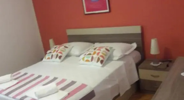 Апартаменты с 3 комнатами Apartments Smiljana Mucić