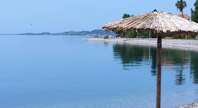 Nafpaktos beach Apartment, Book Apartment Hotels in Central Greece with Parking, Parking