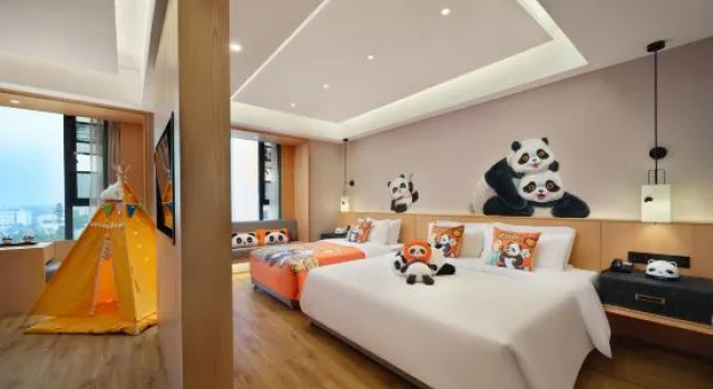 Семейный тент Minshan Hotel (Mianzhu Tianyue Store)
