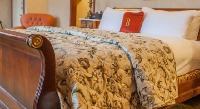 Номер Premium Benbow Historic Inn