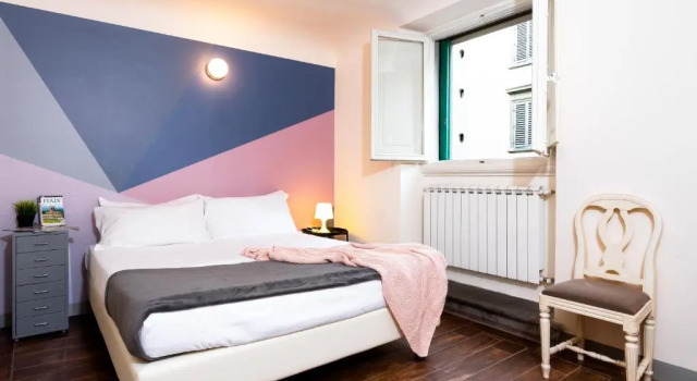 Апартаменты Historic Center apartment - Next to the river, all attractions, SMN train station