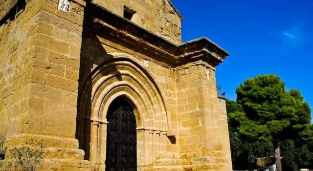Temples Rooms