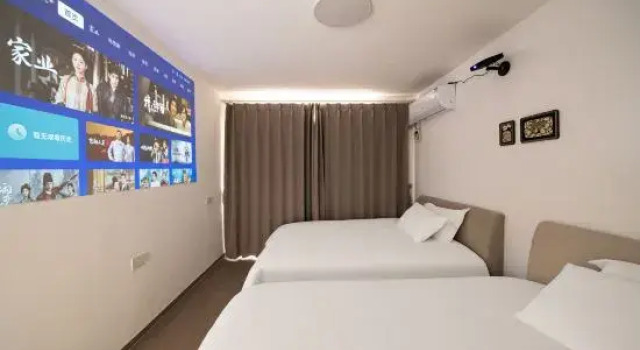 Кровать в общем номере Shijia Homestay (Lujiazui Shanghai Branch)