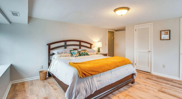 7 Mi to Newark: Montclair Vacation Rental, Buchen Sie Ferienwohnung Newark North Jersey