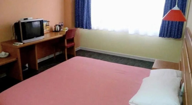 Home Inn Shantou Zhuchi Road, Rezervasyon Otel Guangdong otoparklı oteller, Otopark