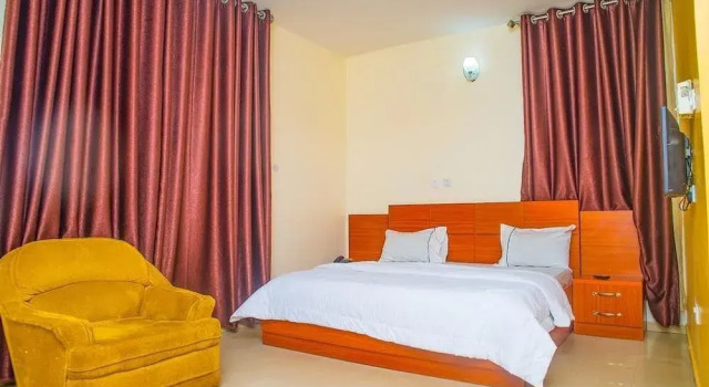 Garki Hotels, Забронировать Отель Отели Garki с парковкой, Парковка