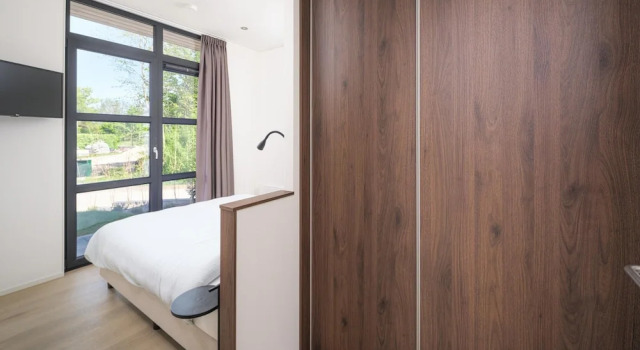 Lakeside Luxury Villa With Ensuites, Prenota Villa Ville a Frisia, Villa