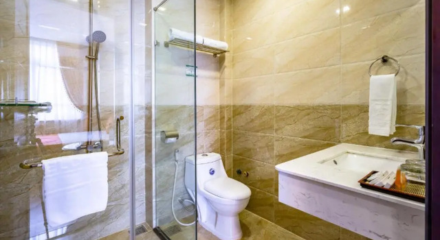 Апартаменты Luxury Collection O Emerald Luxury Apartment - Near SECC