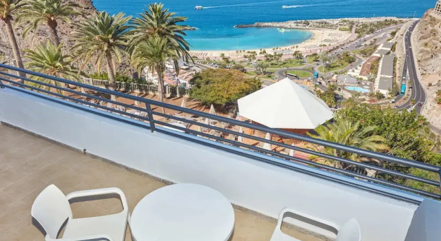 Двухместный номер Standard с балконом и с видом на море Hotel Chatur Palmera Mar
