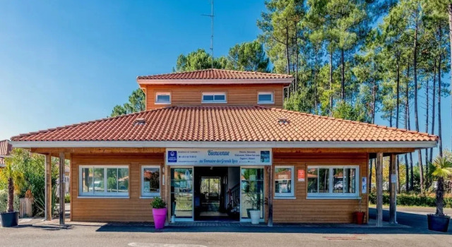 House Near Lake Biscarrosse