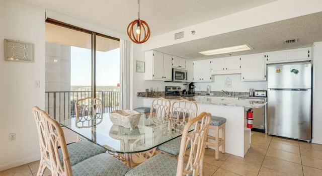 Orange Beach Condo w/ Ocean-view Balcony!, Boek Appartement Orange Beach 