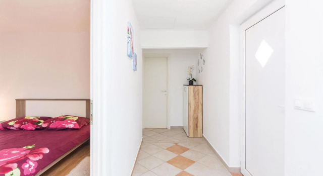 Two-Bedroom Holiday Home In Sukosan, Забронировать Отель Отели в центре Сукошан, в центре