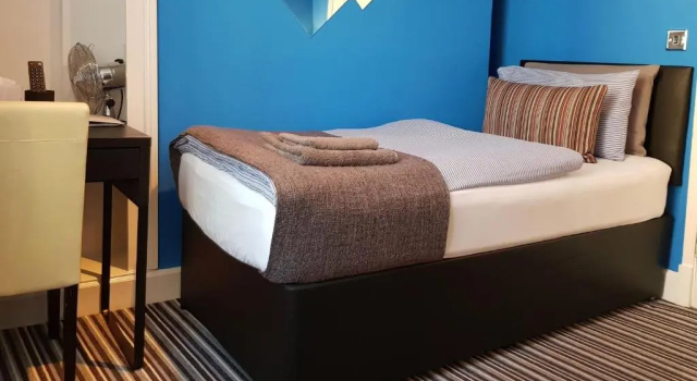 Standard single cameră Robin 7 Lodge City Centre