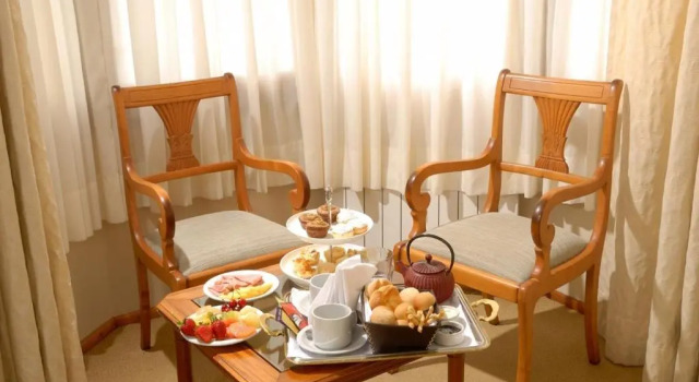Полулюкс Hotel Nevada