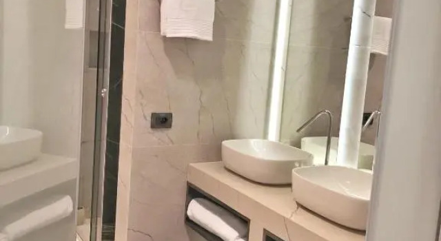 Трёхместный номер Superior Venus Hotel