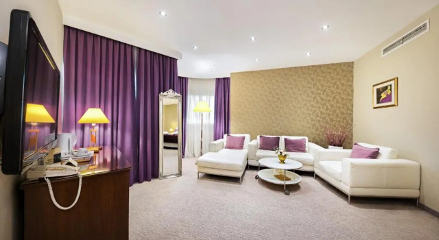 Полулюкс Hotel Dubrovnik