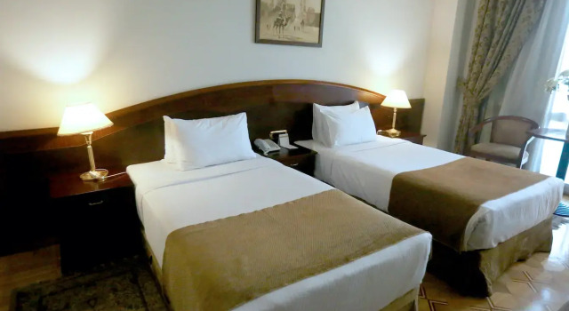 Семейный люкс Triumph Plaza Hotel