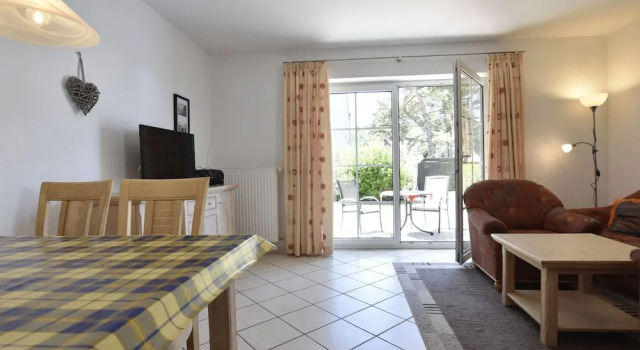 Lovely Apartment in Dierhagen Strand near Baltic Sea, Забронировать Апартаменты/квартира Дирхаген Saaler Bodden