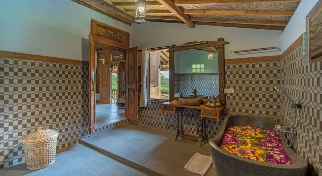 Nanang Antique Ubud Villa, Rezervovat Vila Chaty v Bali, Chalupa