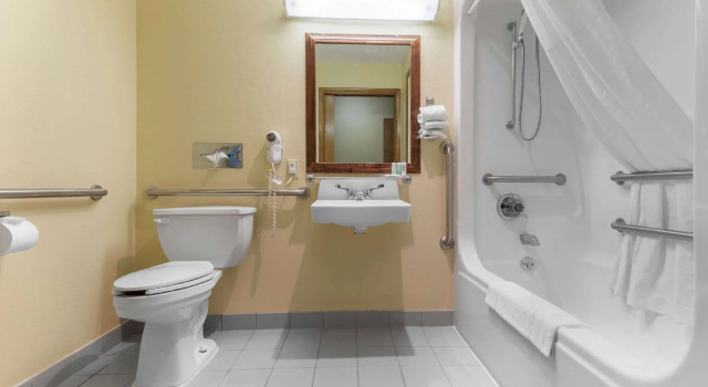 Двухместный номер Standard Quality Inn Washington Court House