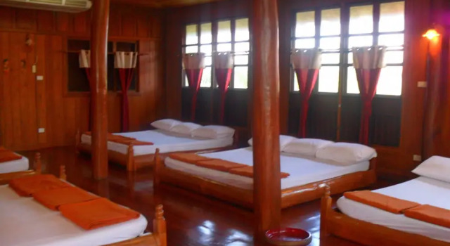 Номер Deluxe с балконом Saengthong Resort Chiangmai